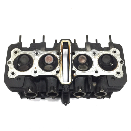 カワサキ GPZ 1100F シリンダーヘッド 空冷 バイクパーツ KAWASAKI